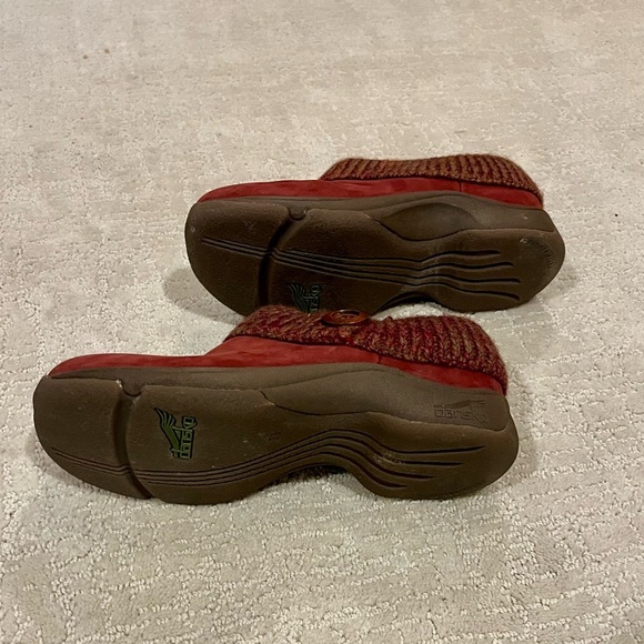 Dansko Women's Red leather Slip-On Clogs size 36 - Picture 2 of 6